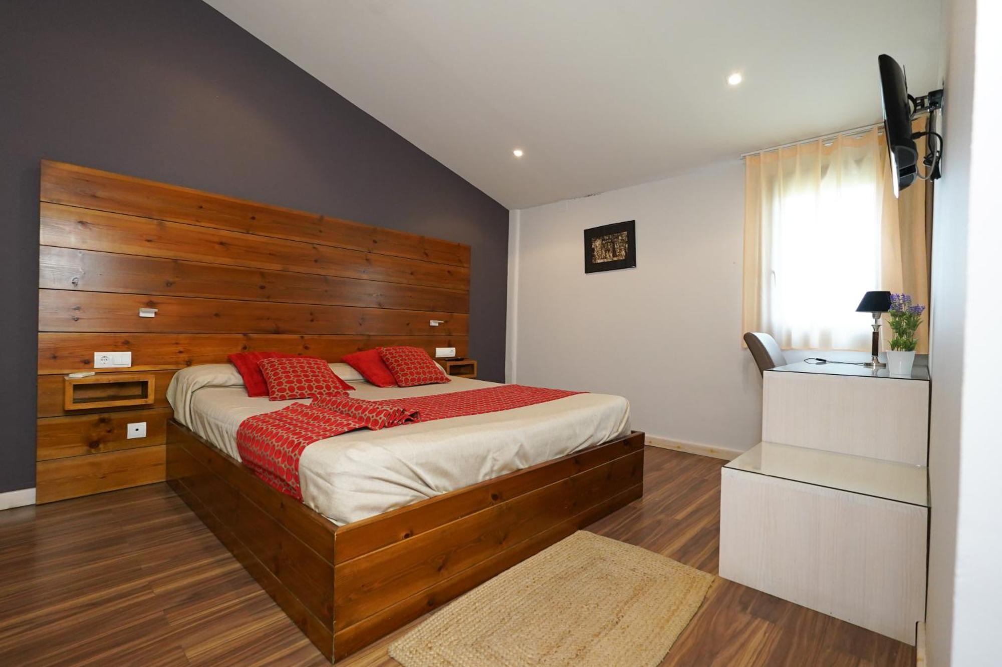 Hotel Mas Prades Deltebre Bagian luar foto