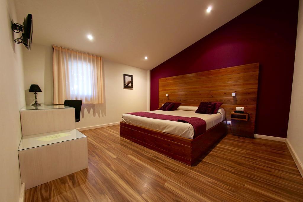 Hotel Mas Prades Deltebre Ruang foto