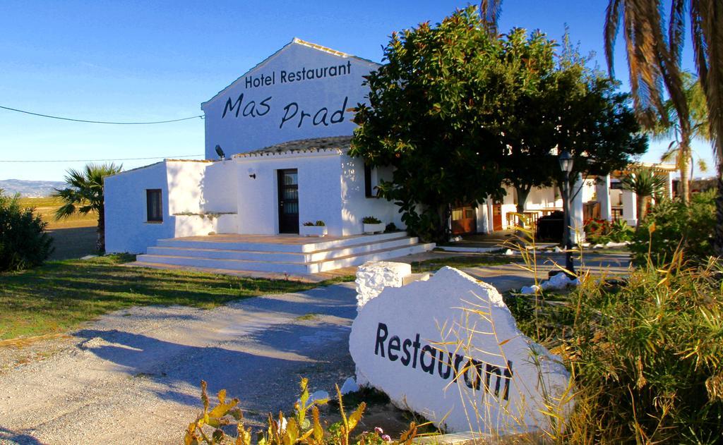 Hotel Mas Prades Deltebre Bagian luar foto
